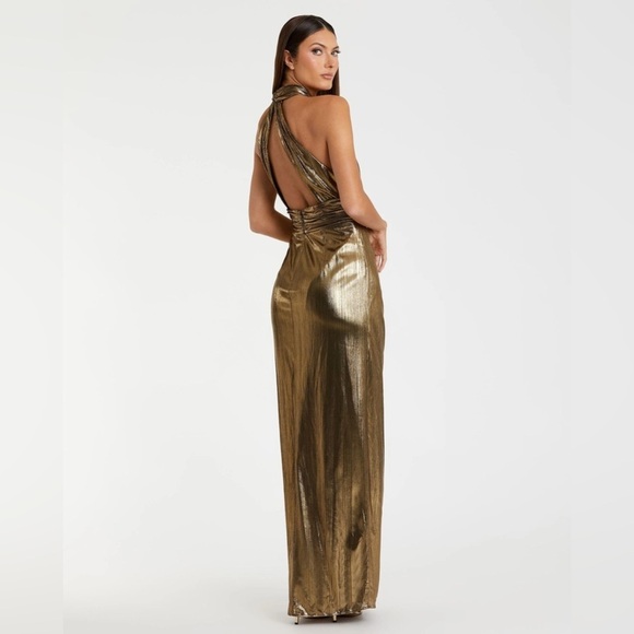 IEENA FOR MAC DUGGAL 26738 NWT Metallic Criss Cross Halter Neck Gown - Picture 2 of 7